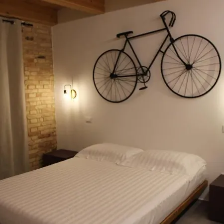 Suite 783 Bed And Breakfast Porto SantʼElpidio Exterior foto